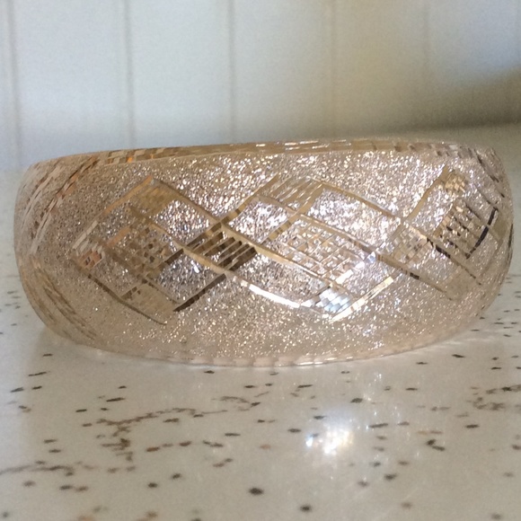 Azura Pacific Jewelry - NEW Lola 925 S. Silver Diamond Cut Bangle